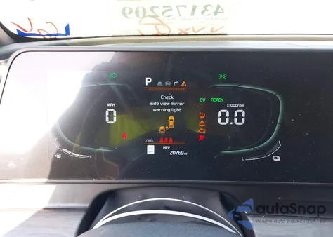 2024 Kia Sportage Plug-In Hybrid X-Line from USA, damaged, VIN KNDPYDDH9R7141605